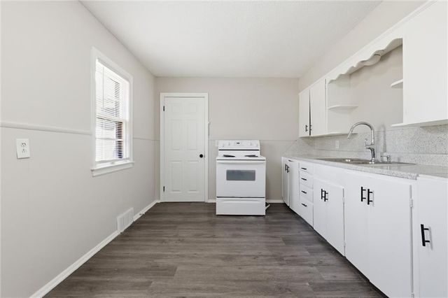 108 N Austin Street, Oak Grove, MO 64075