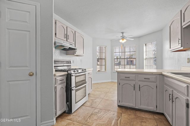 5653 Saplinas Road, El Paso, TX 79932