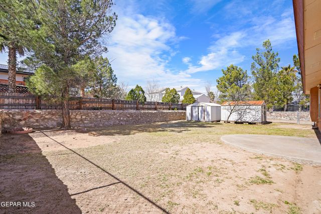 5653 Saplinas Road, El Paso, TX 79932