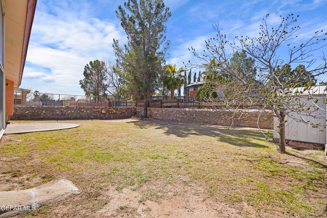 5653 Saplinas Road, El Paso, TX 79932