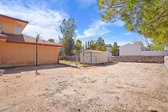 5653 Saplinas Road, El Paso, TX 79932