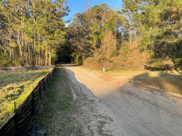 3864 Abe White Road, Awendaw, SC 29429