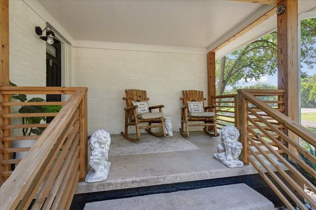 501 W Bells Boulevard, Bells, TX 75414
