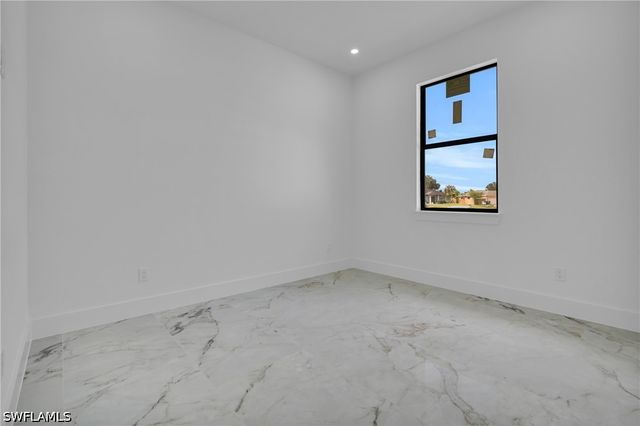1031 Cedartree AVE, Lehigh Acres, FL 33971