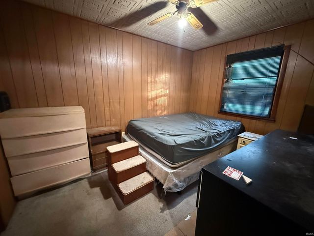 10552 W Horseshoe Bend Road, Brookston, IN 47923