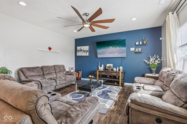 6673 Laurelwood, Pendleton, IN 46064