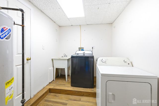 8 Albemarle Road, East Brunswick, NJ 08816