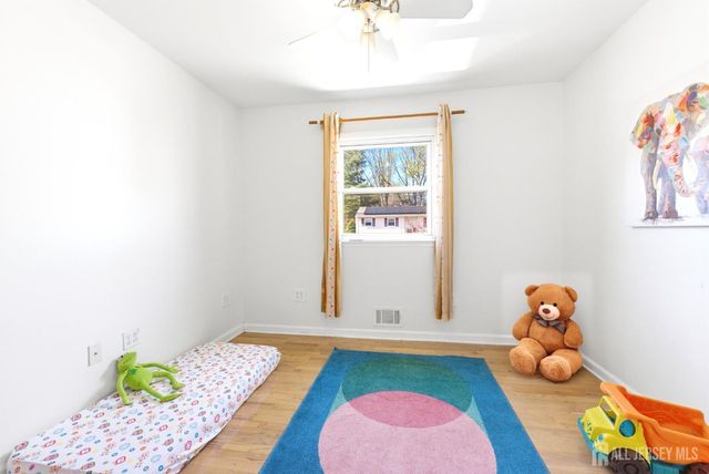 8 Albemarle Road, East Brunswick, NJ 08816