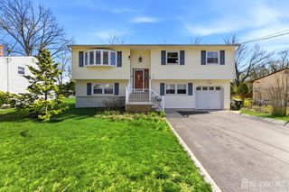 8 Albemarle Road, East Brunswick, NJ 08816