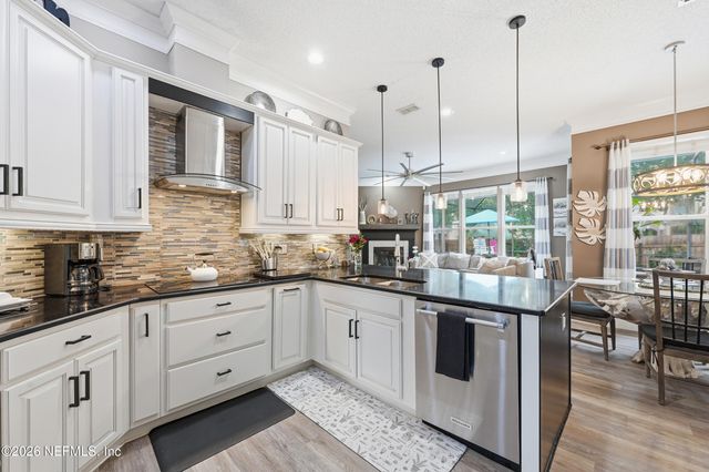 11443 CHASE MEADOWS Drive N, Jacksonville, FL 32256