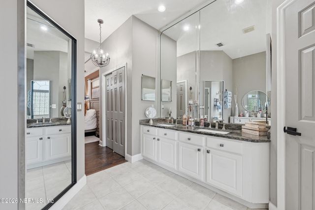11443 CHASE MEADOWS Drive N, Jacksonville, FL 32256