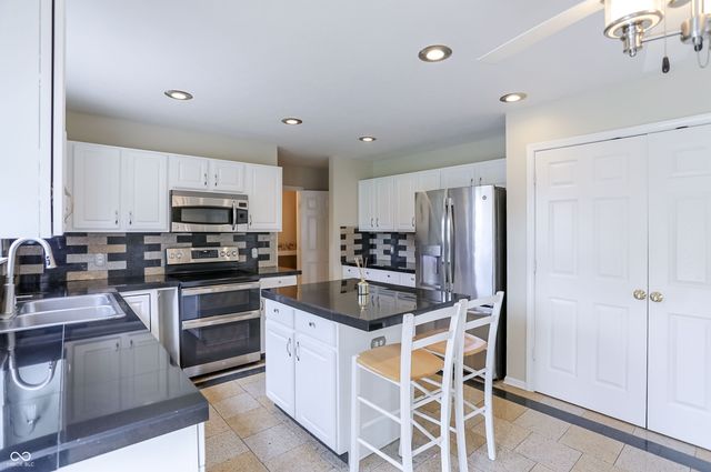 6903 Harriet Drive, Indianapolis, IN 46237