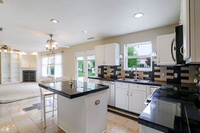 6903 Harriet Drive, Indianapolis, IN 46237