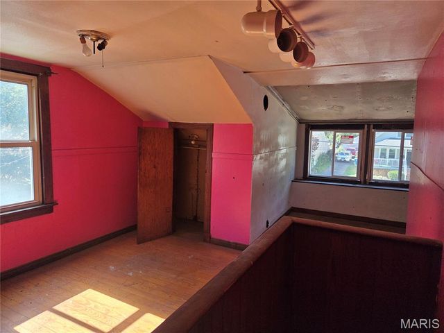 2728 Pasteur Avenue, Overland, MO 63114
