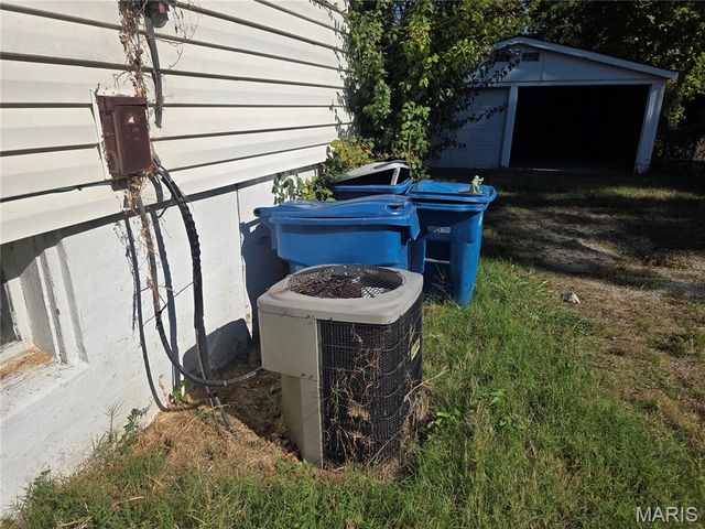 2728 Pasteur Avenue, Overland, MO 63114