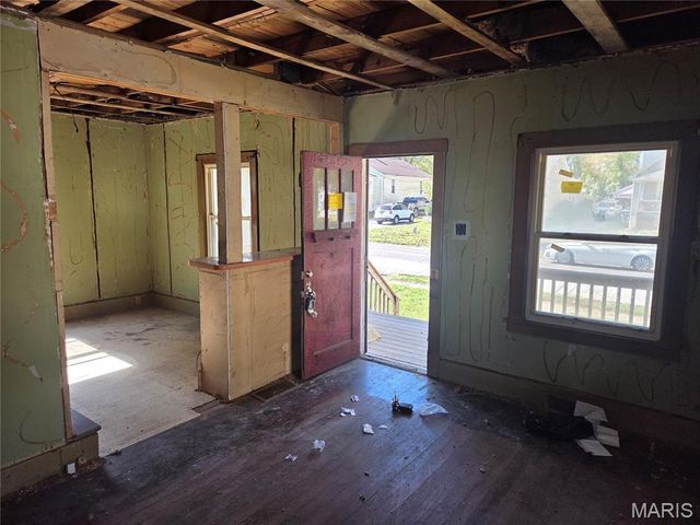 2728 Pasteur Avenue, Overland, MO 63114