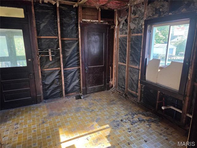 2728 Pasteur Avenue, Overland, MO 63114