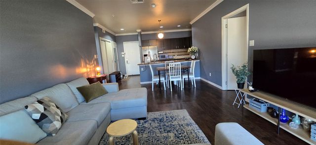 1100 W Trinity Mills Road 2045, Carrollton, TX 75006