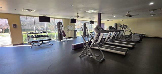 1100 W Trinity Mills Road 2045, Carrollton, TX 75006