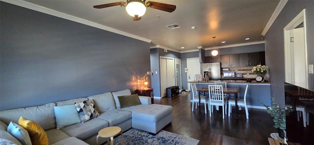 1100 W Trinity Mills Road 2045, Carrollton, TX 75006