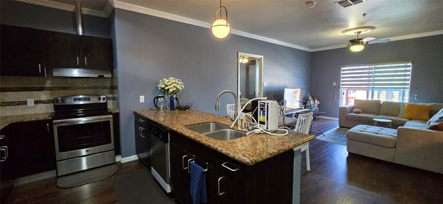 1100 W Trinity Mills Road 2045, Carrollton, TX 75006