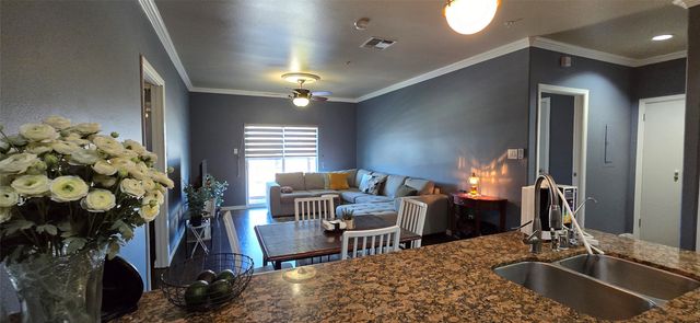 1100 W Trinity Mills Road 2045, Carrollton, TX 75006