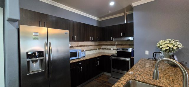 1100 W Trinity Mills Road 2045, Carrollton, TX 75006