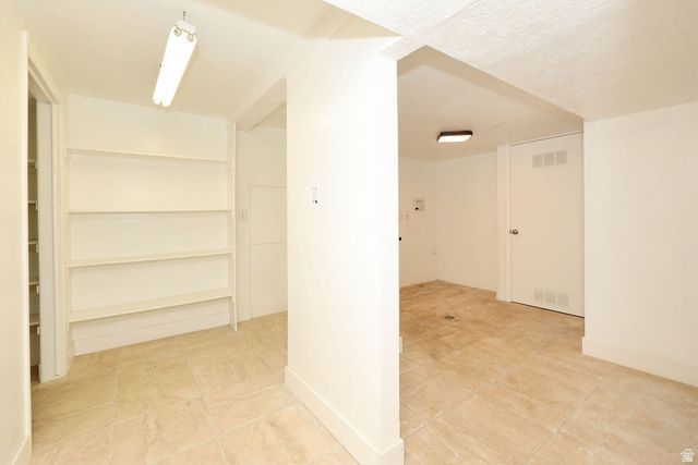 4329 S 275 W, Washington Terrace, UT 84405
