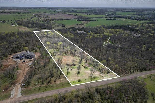 10283 W 191st Street, Bucyrus, KS 66013