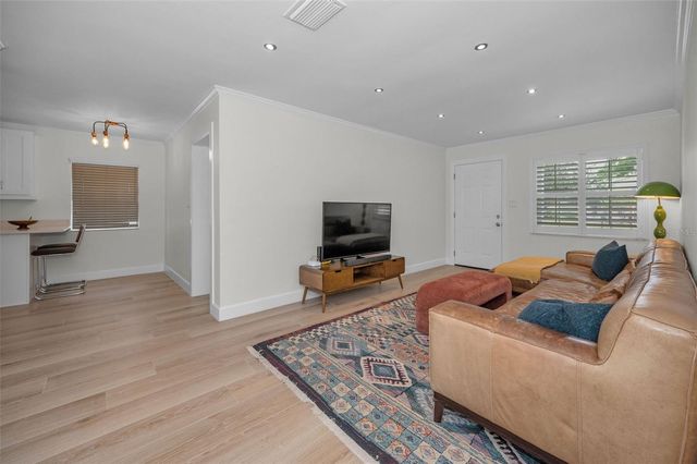 7413 S OBRIEN STREET, Tampa, FL 33616