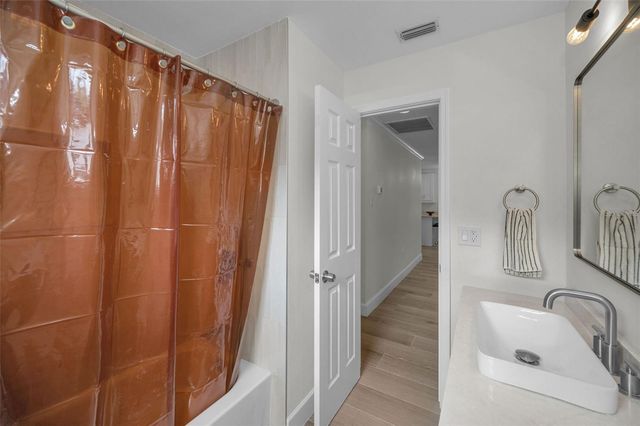 7413 S OBRIEN STREET, Tampa, FL 33616