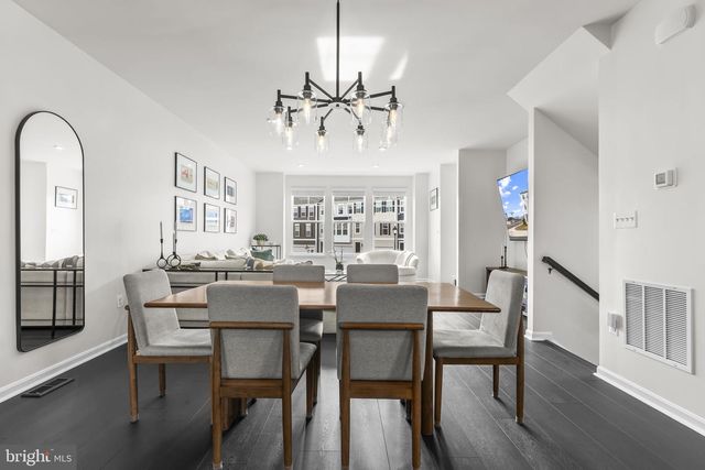 3992 SHIRE MEADOW LN, Triangle, VA 22172