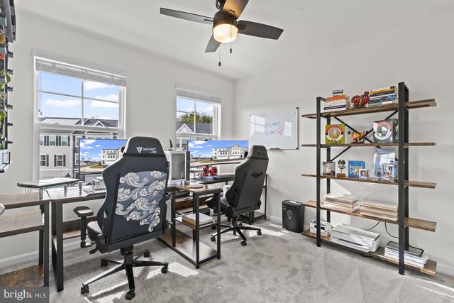 3992 SHIRE MEADOW LN, Triangle, VA 22172