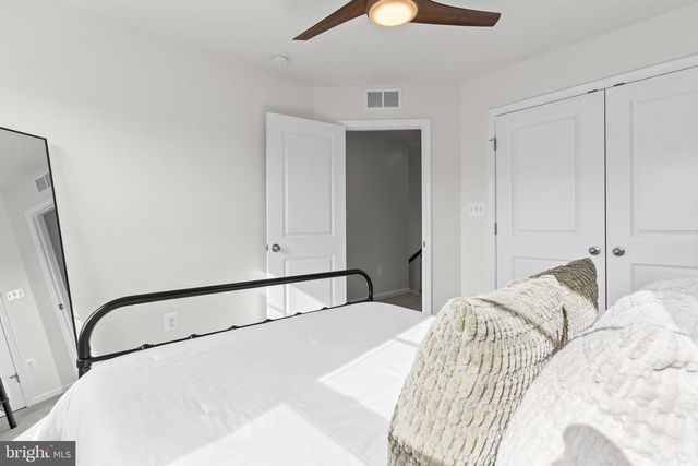 3992 SHIRE MEADOW LN, Triangle, VA 22172