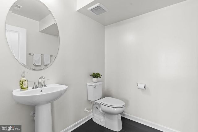 3992 SHIRE MEADOW LN, Triangle, VA 22172