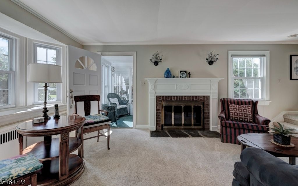 52 Crescent Rd, Livingston Twp., NJ 07039 — photo 2