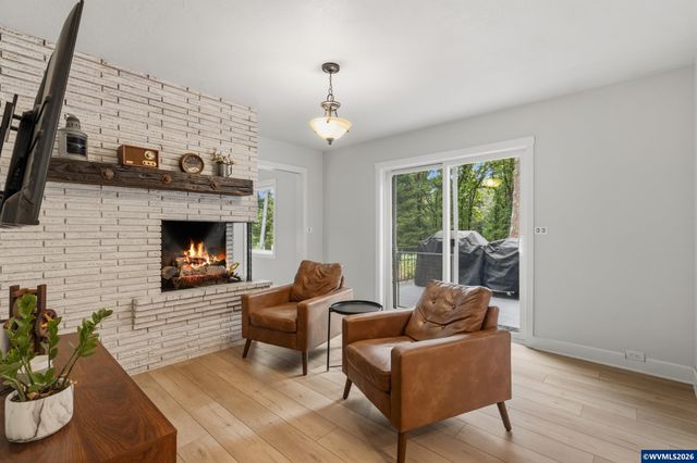 29047 Harvey Ln, Corvallis, OR 97330