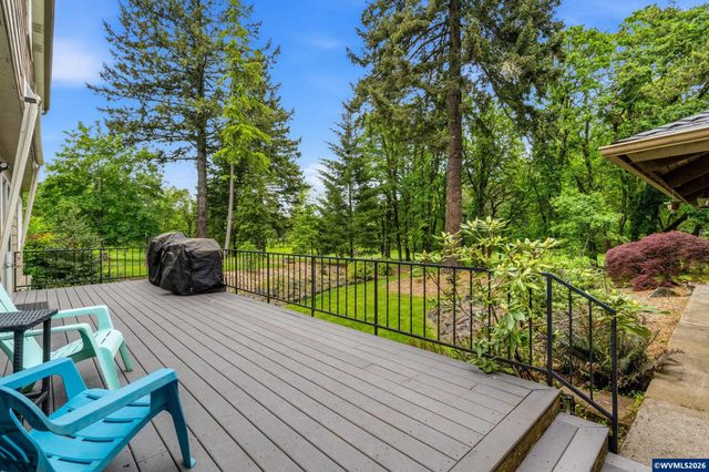 29047 Harvey Ln, Corvallis, OR 97330