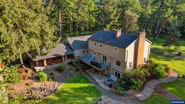 29047 Harvey Ln, Corvallis, OR 97330
