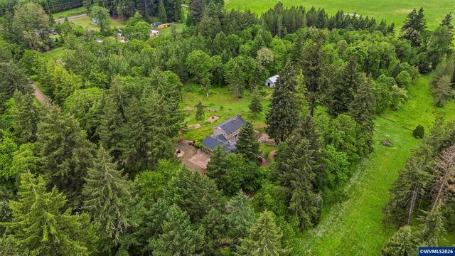 29047 Harvey Ln, Corvallis, OR 97330
