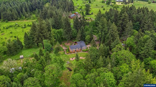 29047 Harvey Ln, Corvallis, OR 97330