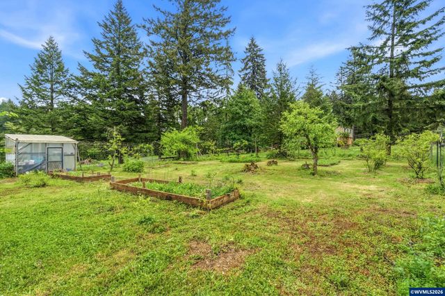 29047 Harvey Ln, Corvallis, OR 97330