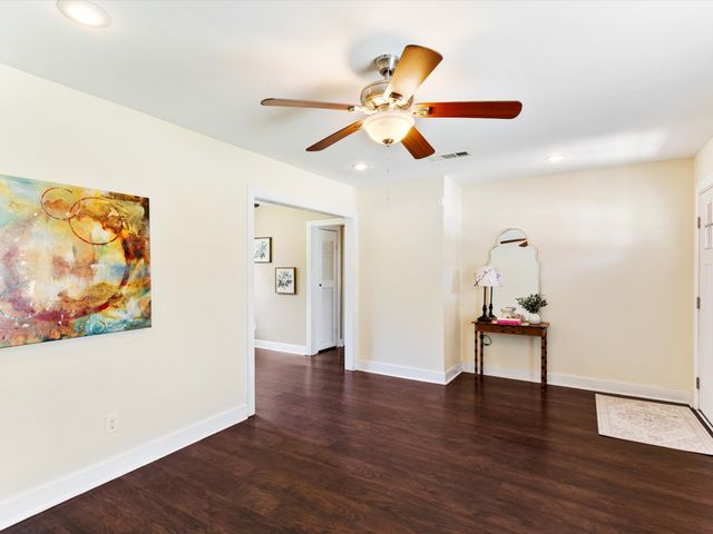 4301 Arden Place, Fort Worth, TX 76103