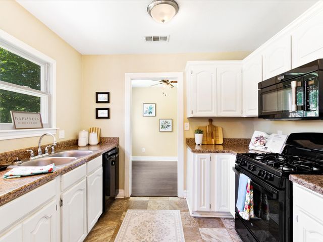 4301 Arden Place, Fort Worth, TX 76103
