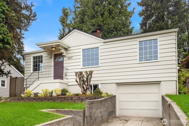 12517 22nd Avenue NE, Seattle, WA 98125