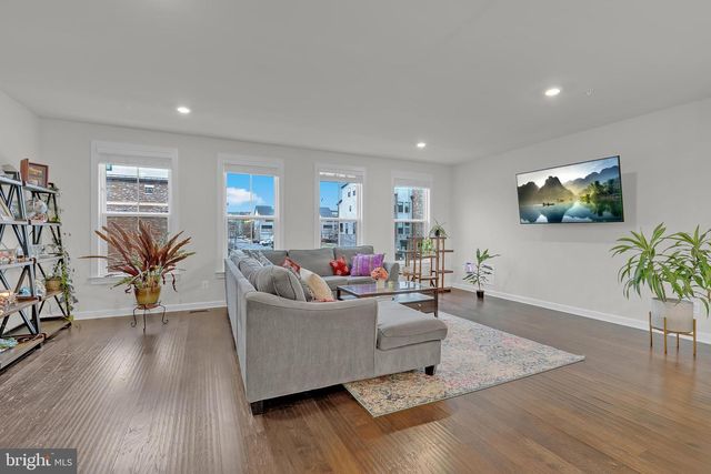 22292 FOUNDATION DR, Ashburn, VA 20148