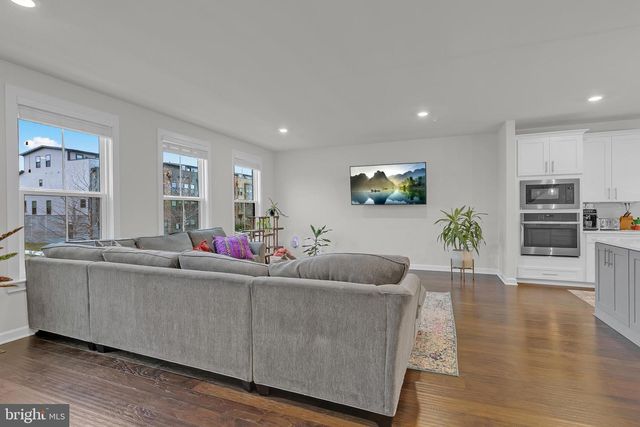 22292 FOUNDATION DR, Ashburn, VA 20148