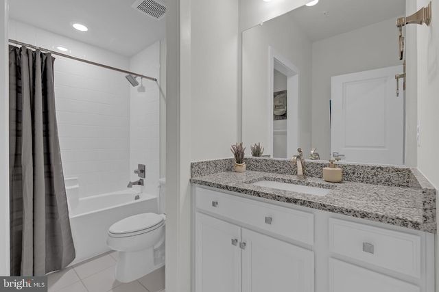 22292 FOUNDATION DR, Ashburn, VA 20148