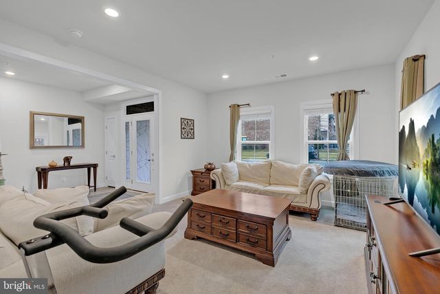 22292 FOUNDATION DR, Ashburn, VA 20148