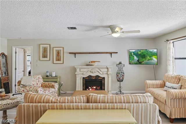 16615 Acapulco RD, Punta Gorda, FL 33955